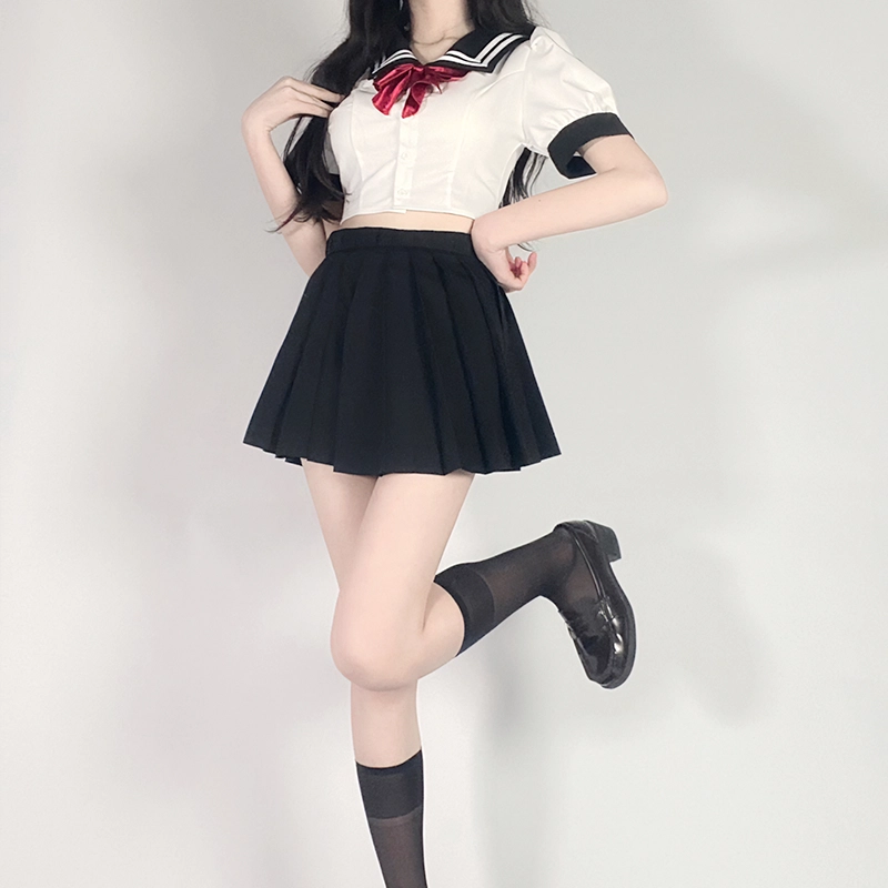 九条喵 撞色水手领蝴蝶结短款百褶裙制服套装 女款