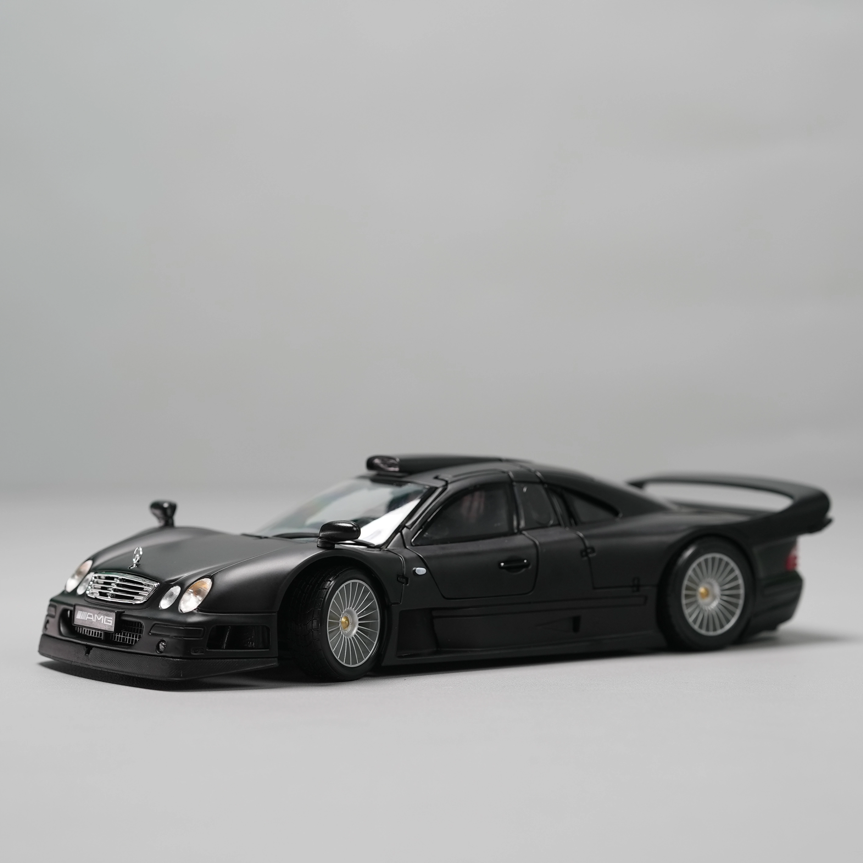 Maisto 118 CLK-GTR Street Version