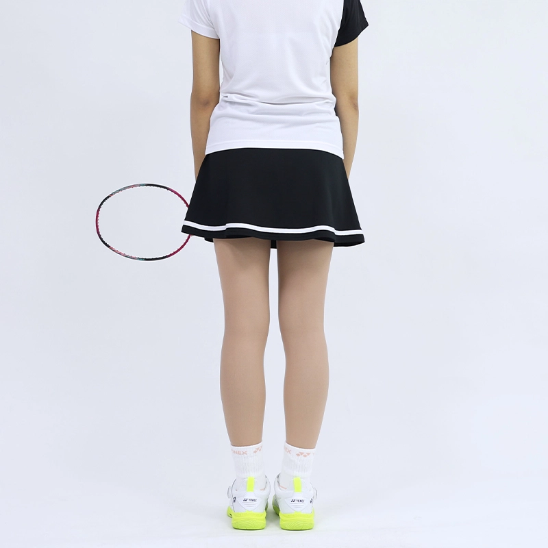 YONEX