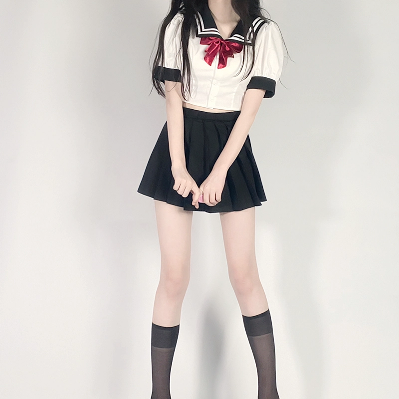 九条喵 撞色水手领蝴蝶结短款百褶裙制服套装 女款