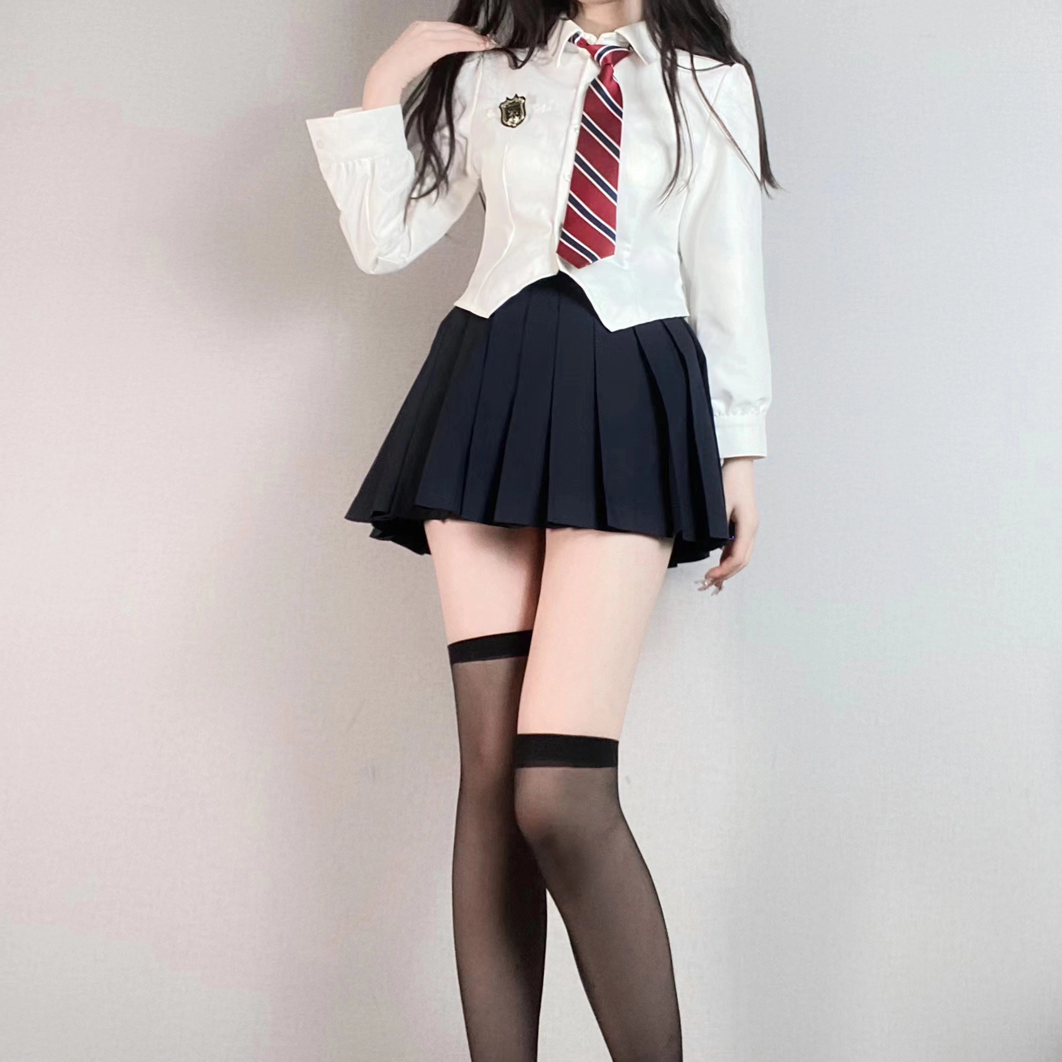 九条喵 翻领长袖衬衫纯色短款半身裙百褶裙制服套装 女款