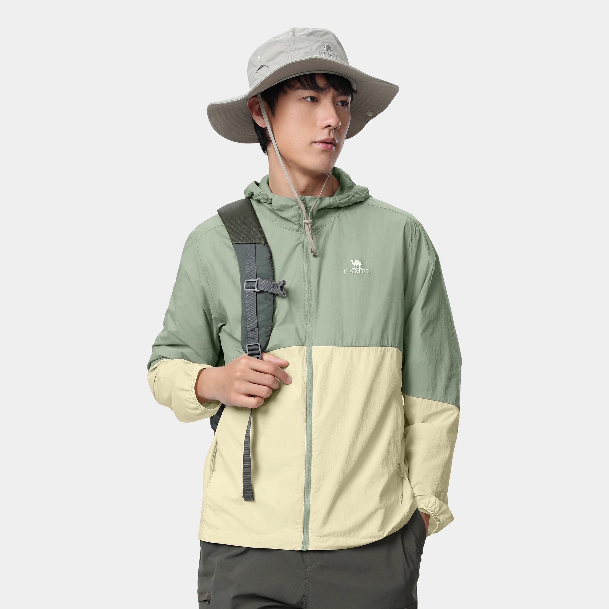 CAMEL UPF50+