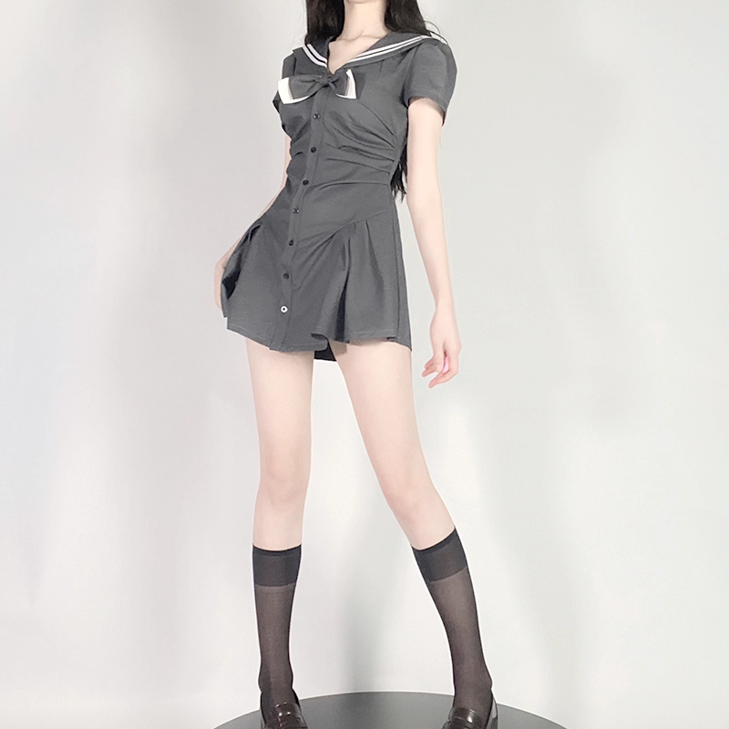 九条喵 蝴蝶结褶皱收腰短袖连衣裙 女款 灰色