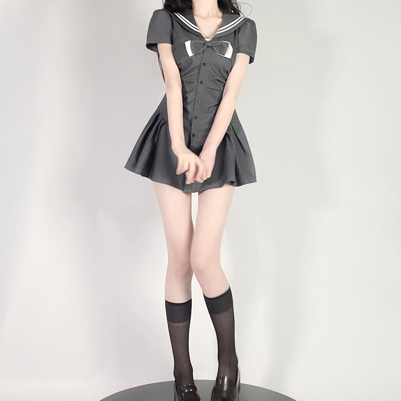 九条喵 蝴蝶结褶皱收腰短袖连衣裙 女款 灰色