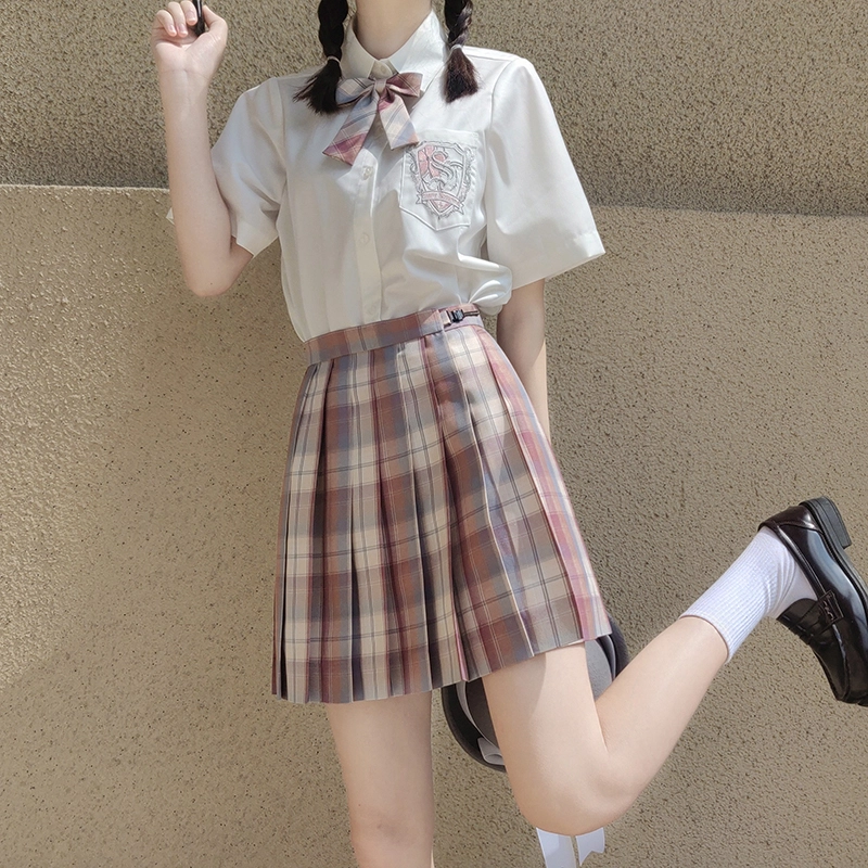 东鲸岁时记 格子制服百褶半身裙 女款