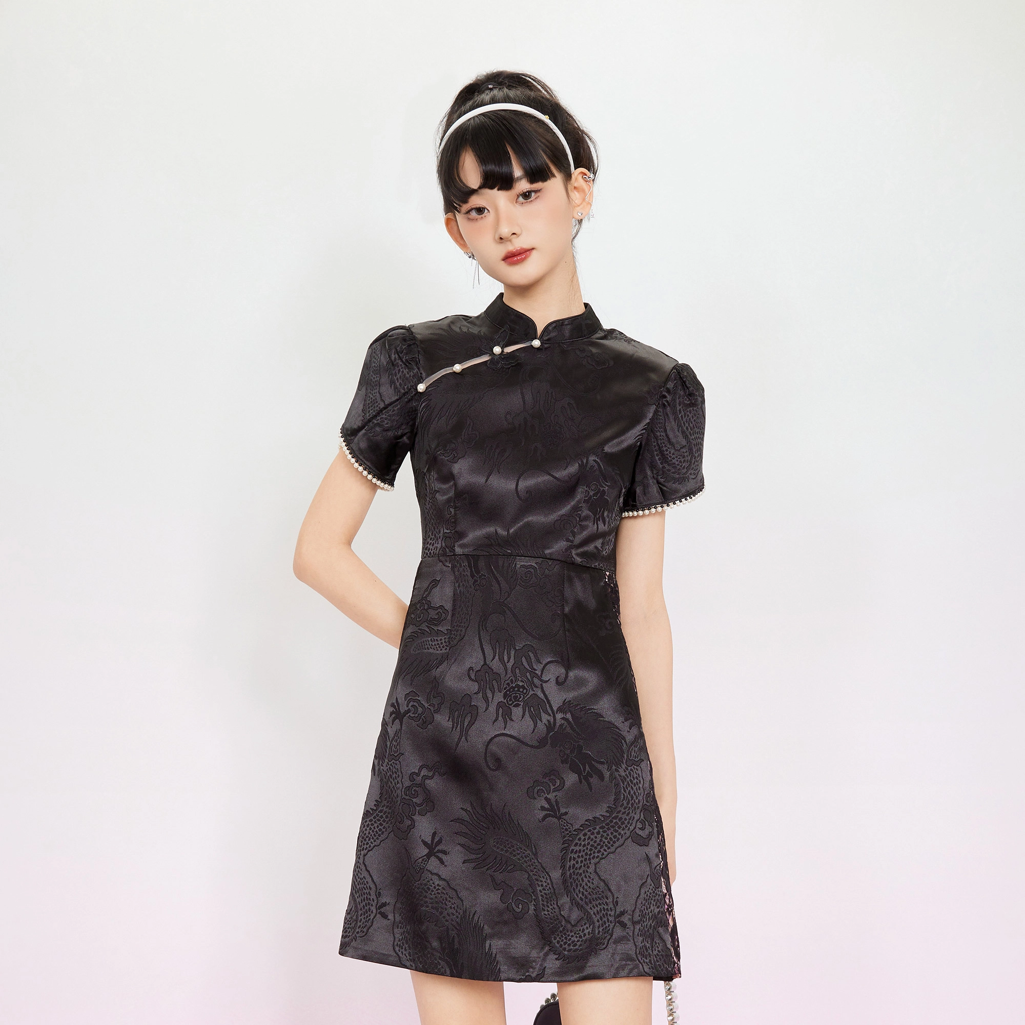 槿爷东方 龙纹缎花苞袖短袖旗袍 女款 元青色
