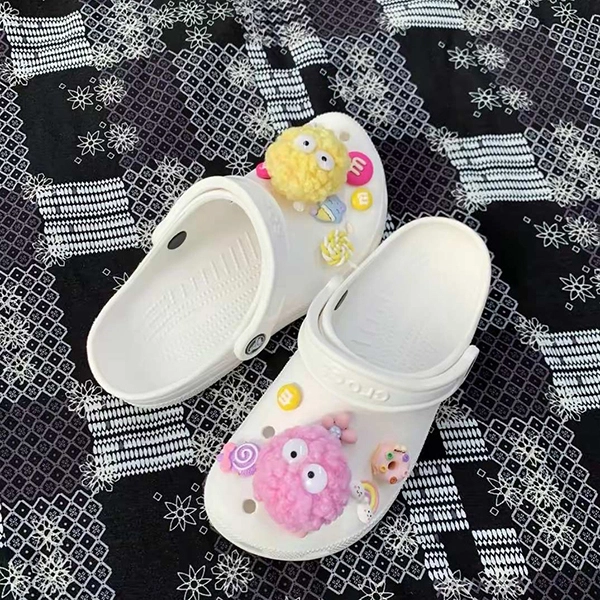 US8ACC mm crocsDIY