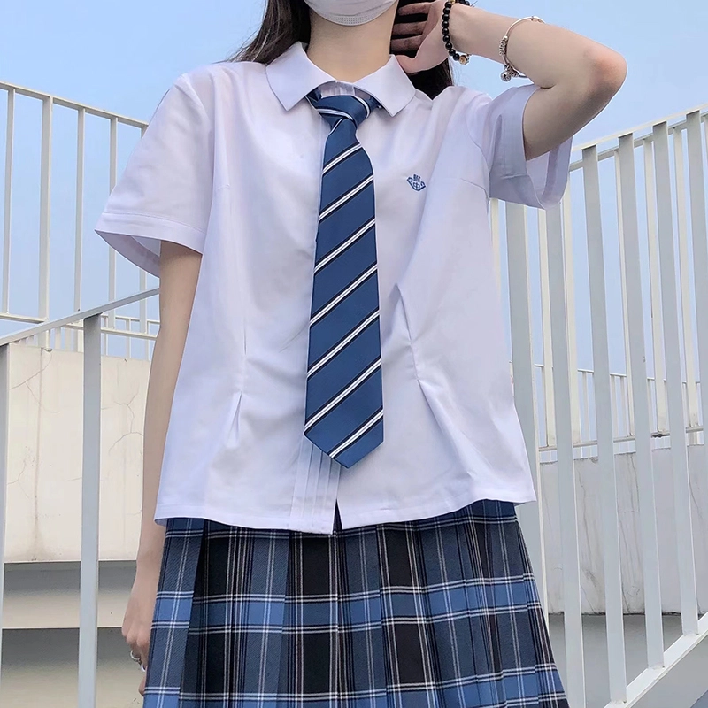 东鲸岁时记 刺绣印花收腰短袖 紫川附中衬衫 女款