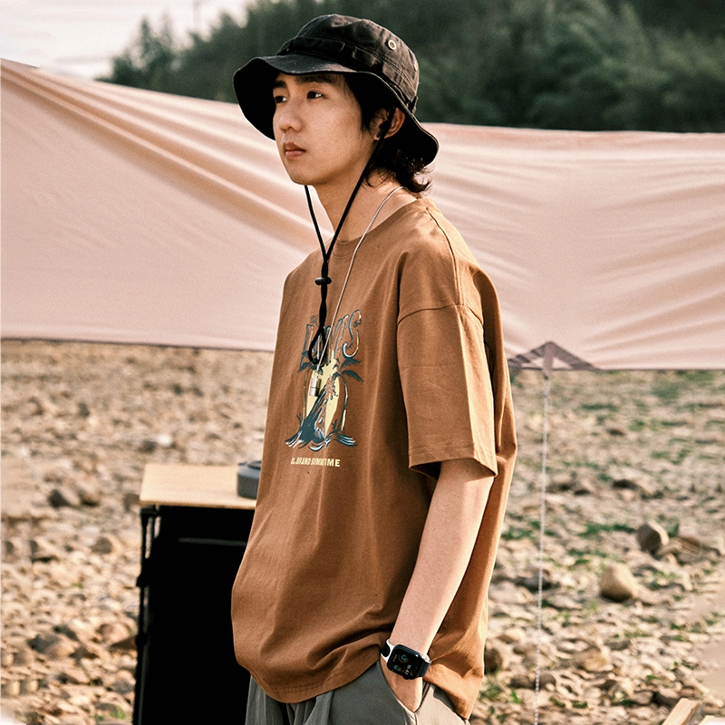AMBER LIGHT T