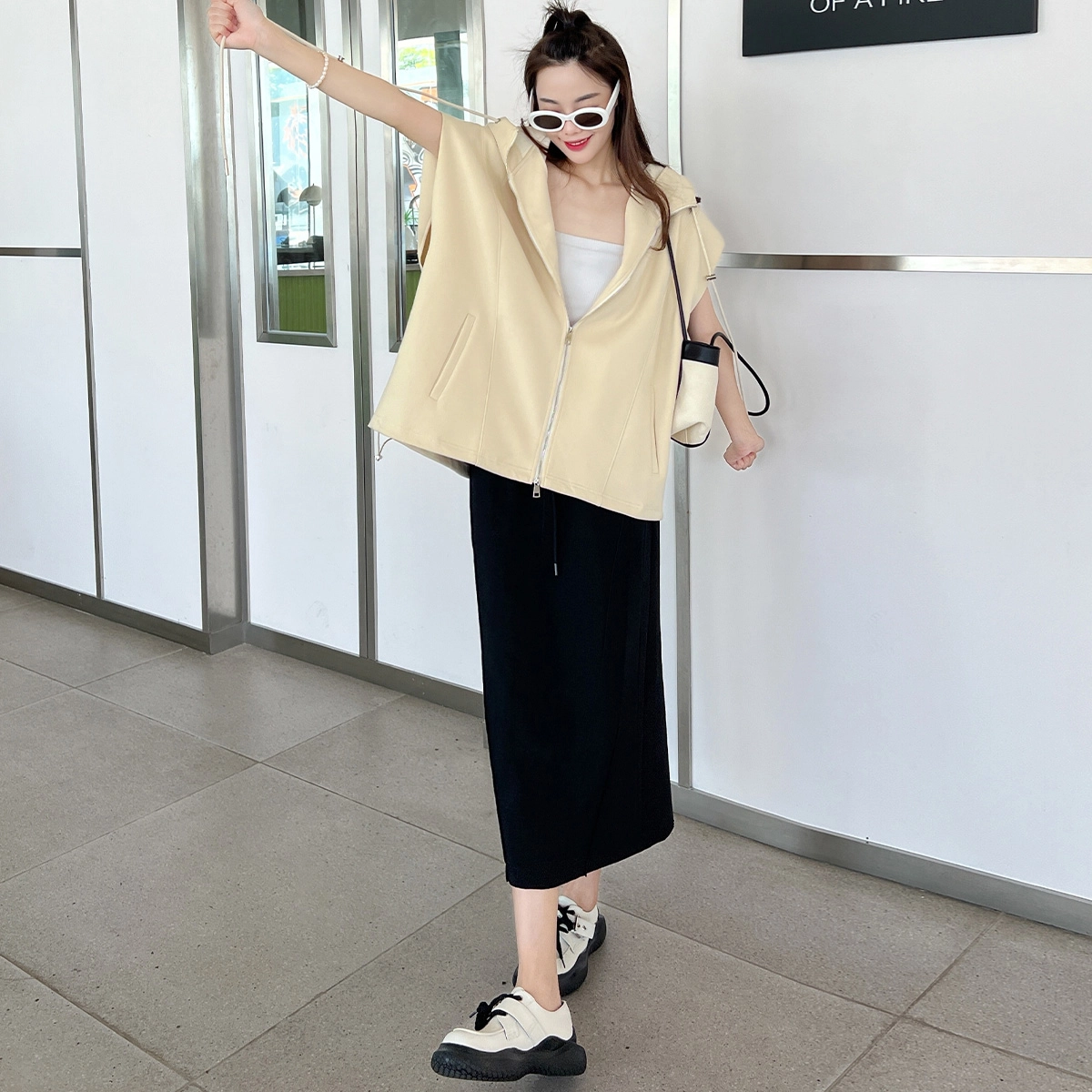 美洋 纯色连帽拉链无袖夹克 女款