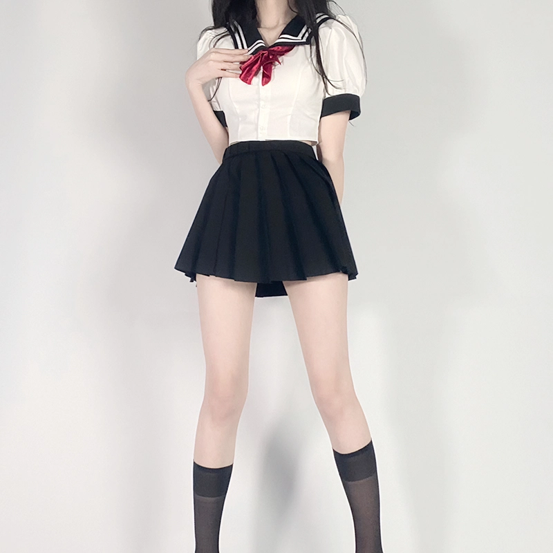 九条喵 撞色水手领蝴蝶结短款百褶裙制服套装 女款
