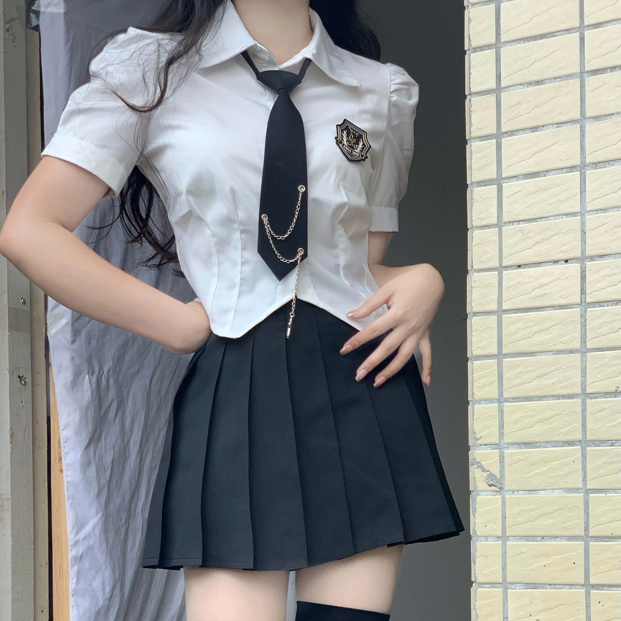 九条喵 纯色领带修身收腰短袖衬衫制服上装 女款 白色