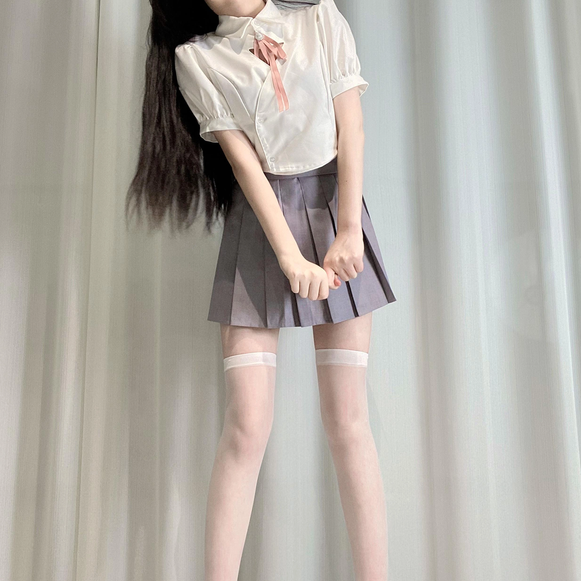 九条喵 爱心镂空收腰泡泡袖领结衬衫制服上装 女款 白色