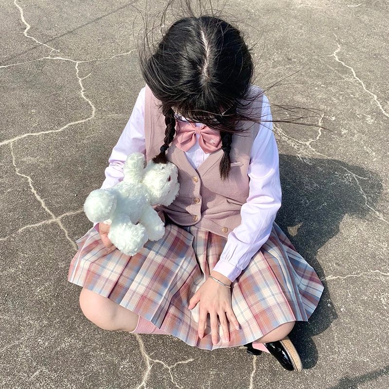 东鲸岁时记 格子制服百褶半身裙 女款
