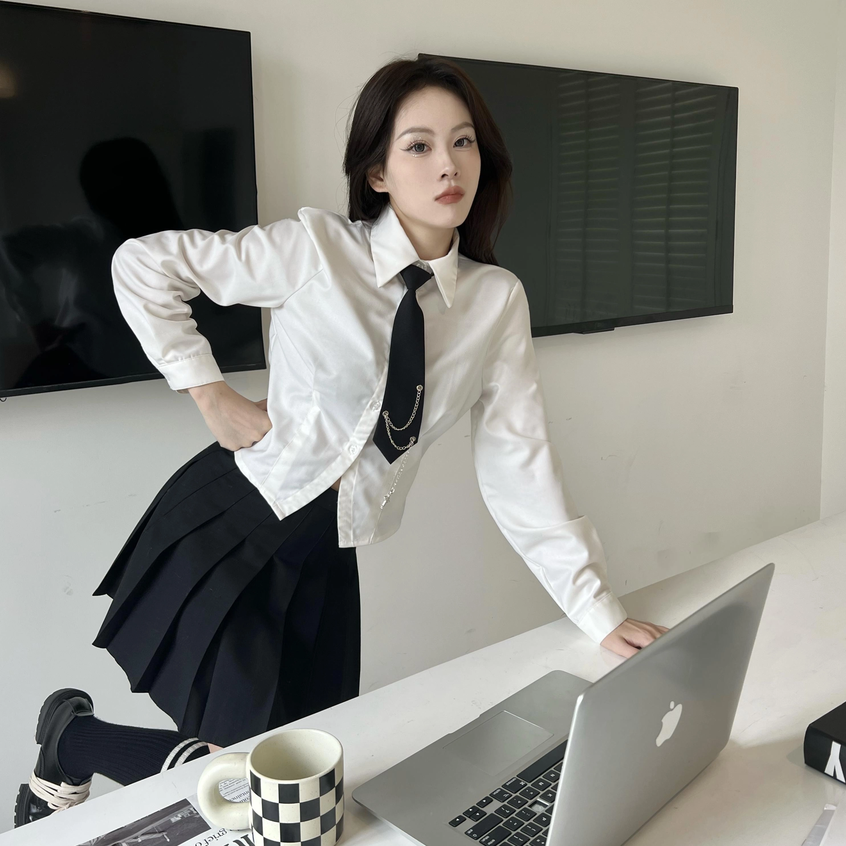 九条喵 短款领带长袖衬衫百褶半身裙制服套装 女款