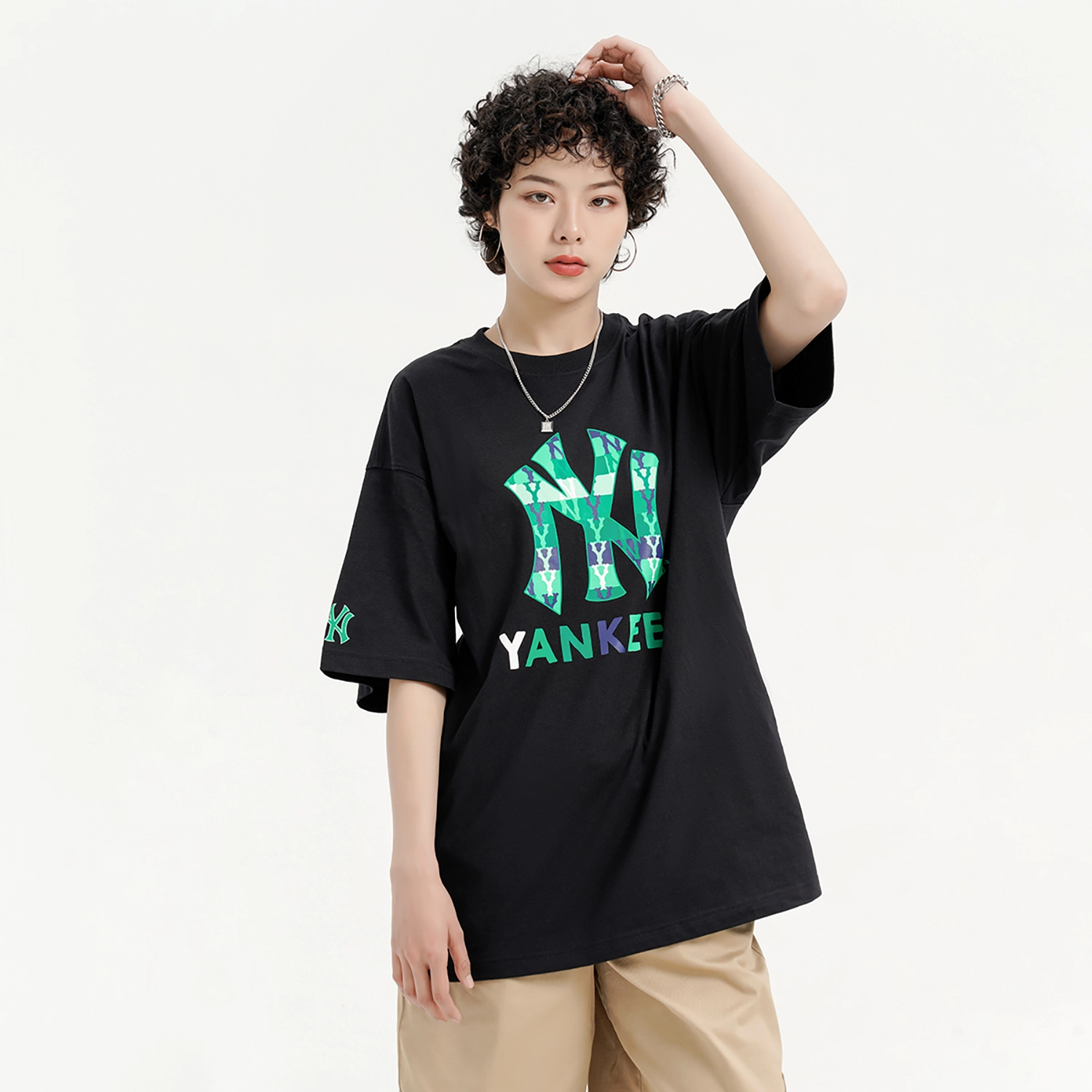 MLB LOGO T