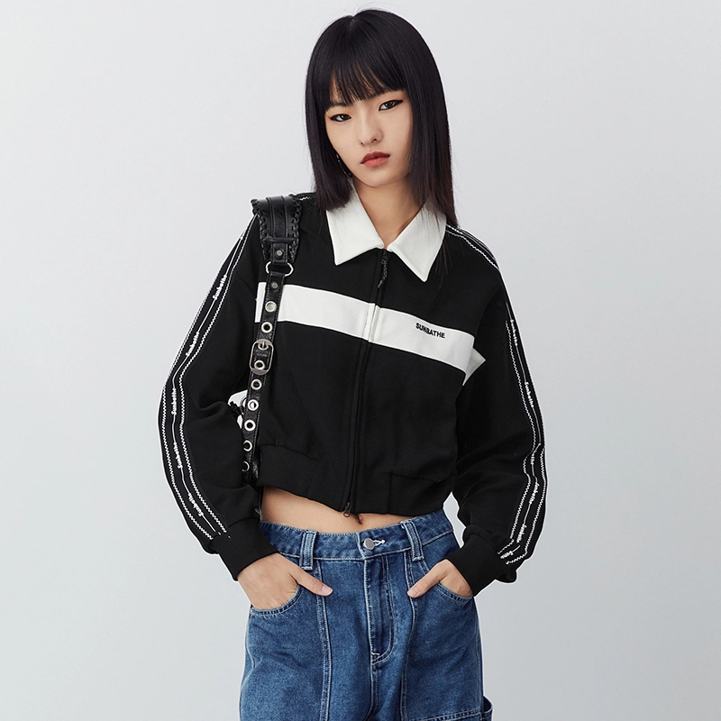 太平鸟女装 字母印花双向拉链翻领长袖卫衣 女款 黑色