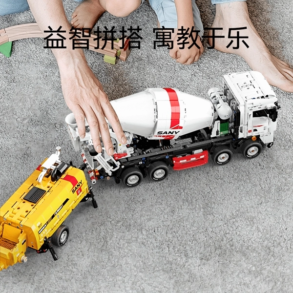 712037
