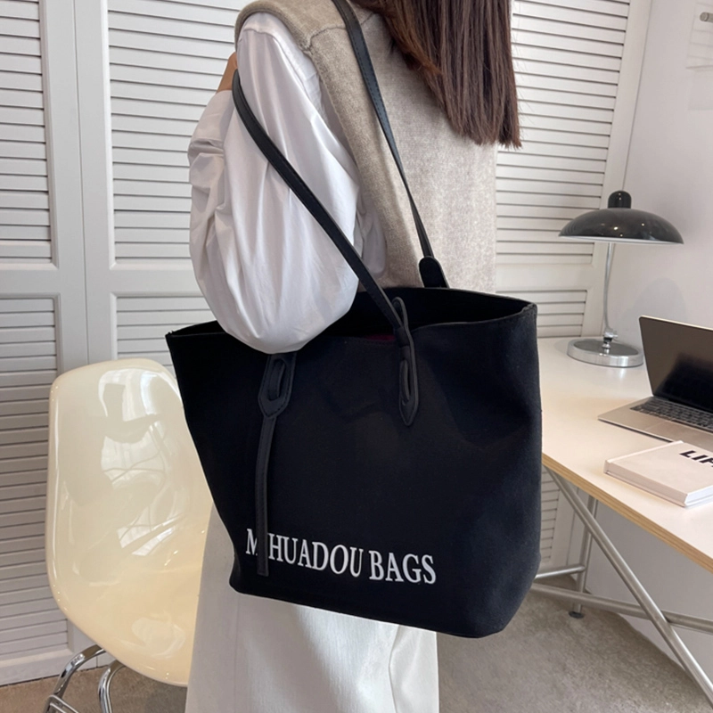 JANE KLAIN Tote
