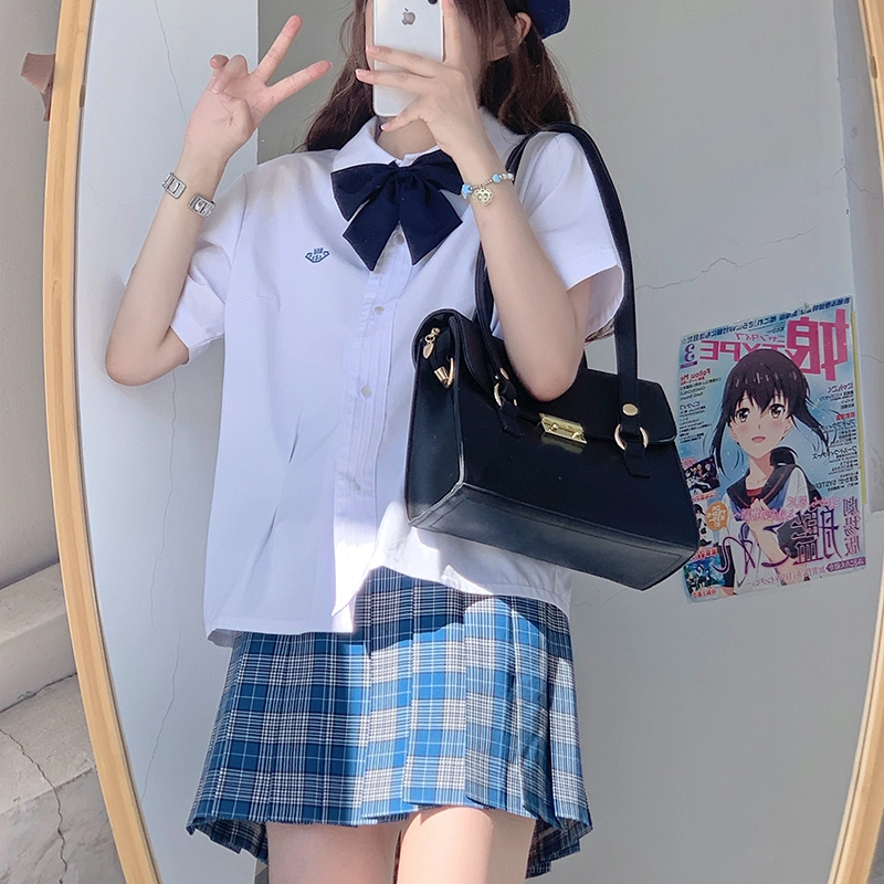 东鲸岁时记 刺绣印花收腰短袖 紫川附中衬衫 女款