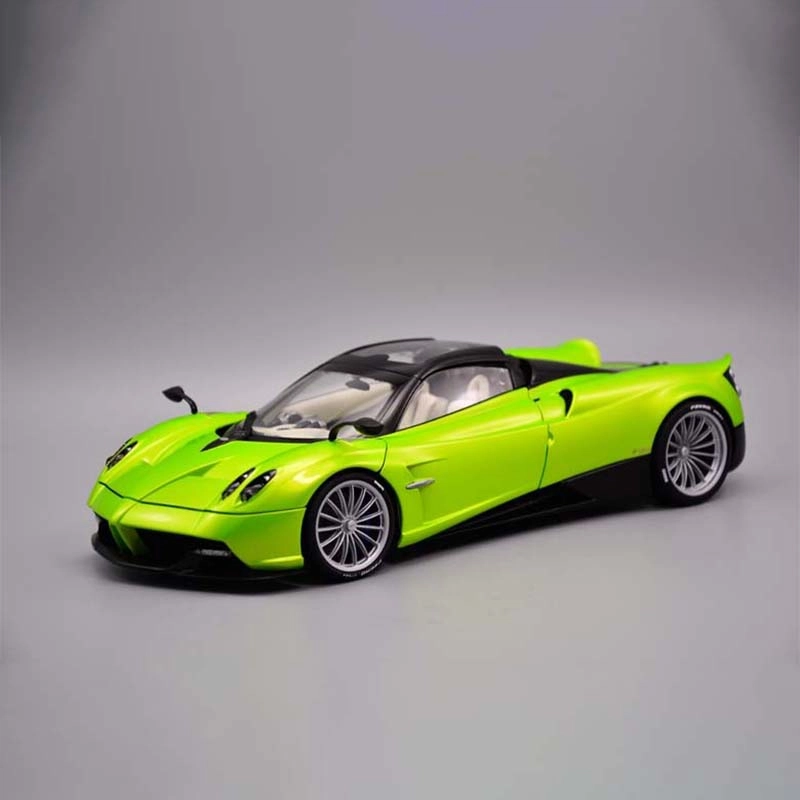 AUTOart 118 PAGANI HUAYRA ROADSTE