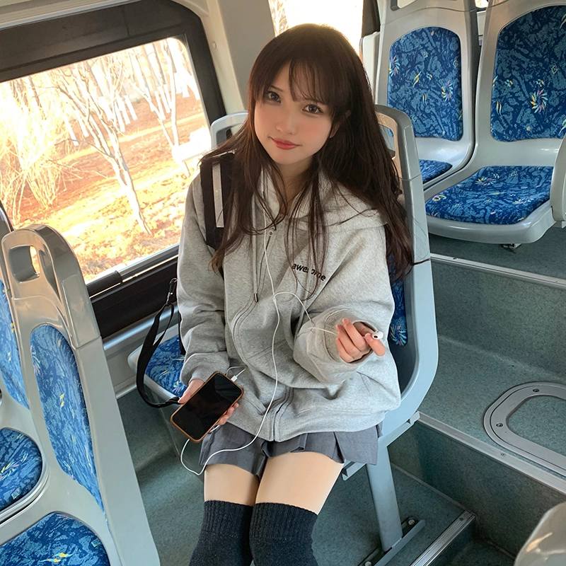 东鲸岁时记 纯色拉链宽松字母刺绣加绒开衫连帽卫衣 女款