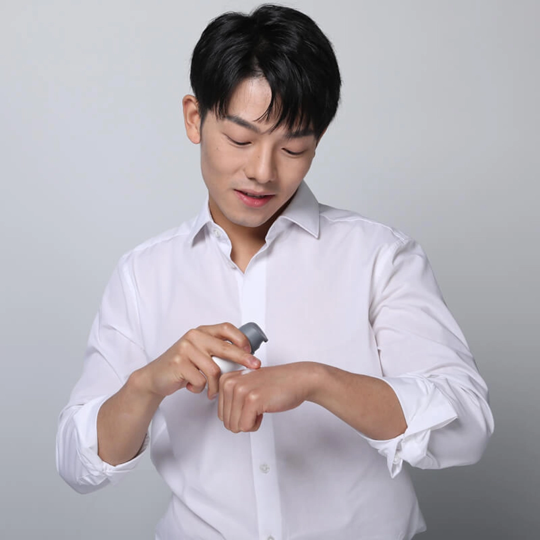 珂岸 男士三合一活力焕肤精华乳保湿控油乳液