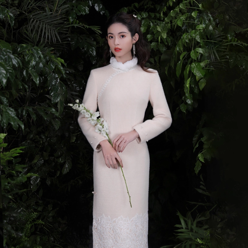 槿爷东方 芳华幸 纯色优雅毛呢加厚长袖旗袍 女款 杏色