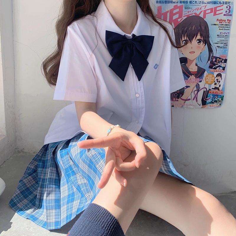 东鲸岁时记 刺绣印花收腰短袖 紫川附中衬衫 女款