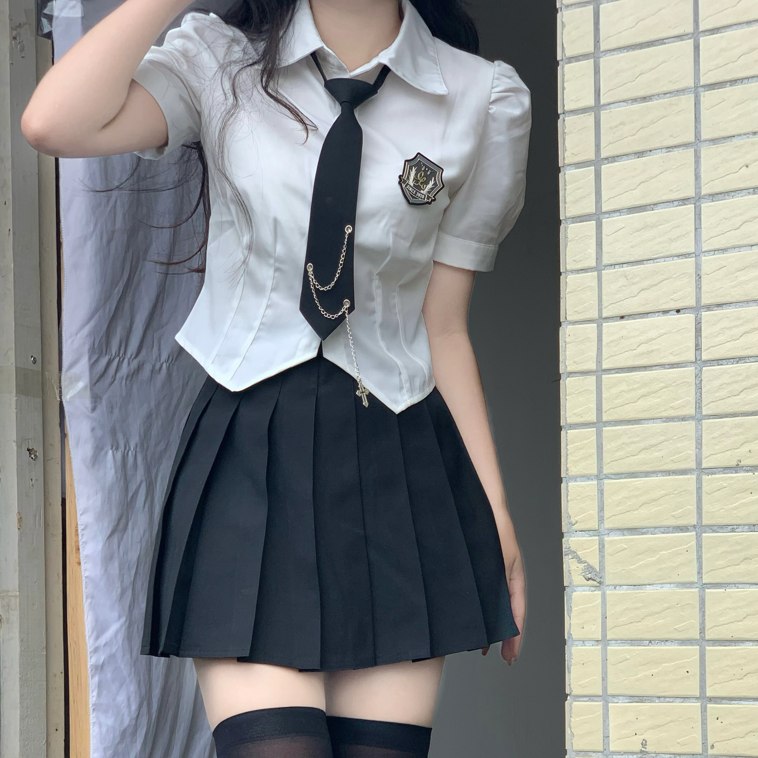 九条喵 纯色领带修身收腰短袖衬衫制服上装 女款 白色