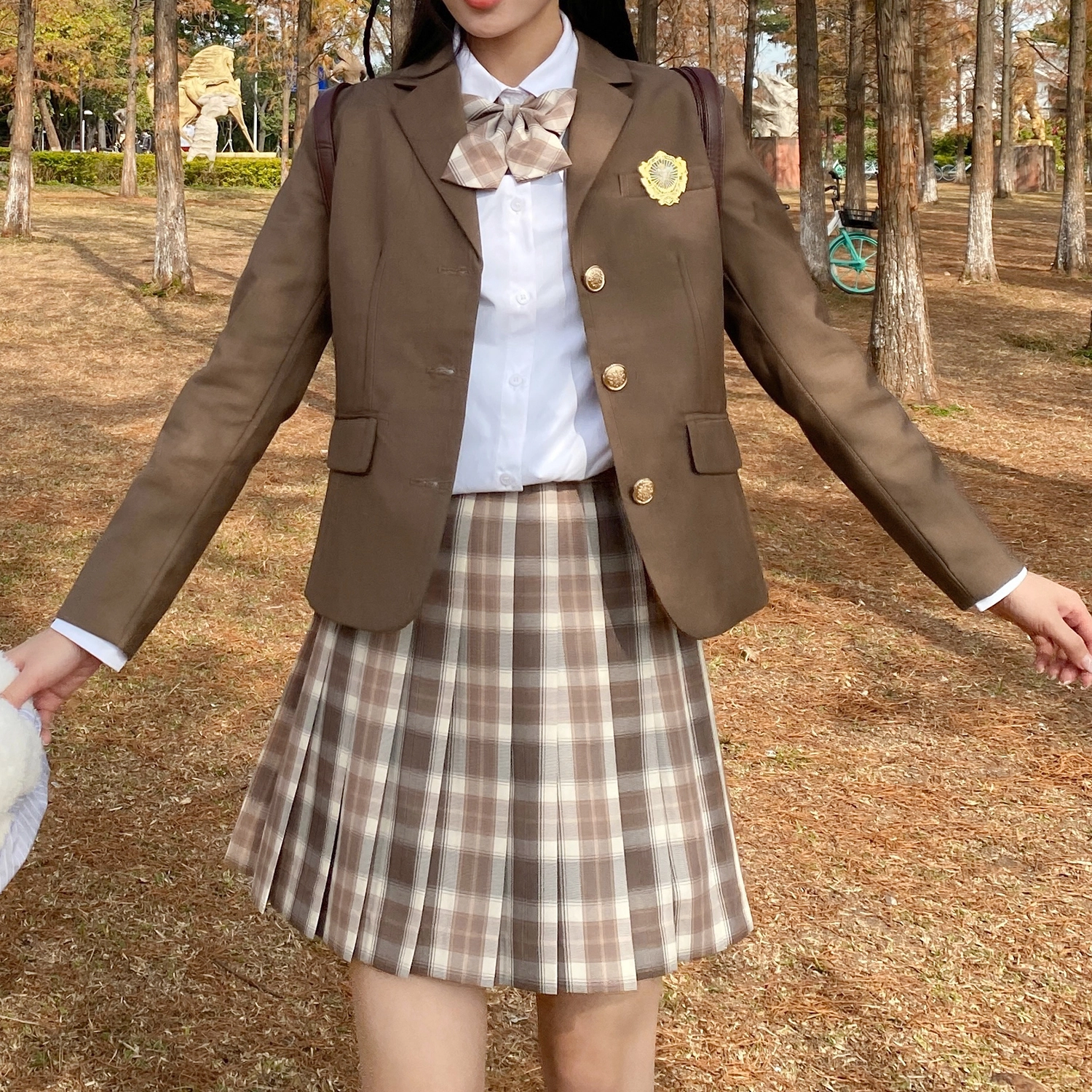 兔半眠 徽章西装外套百褶裙制服套装 女款