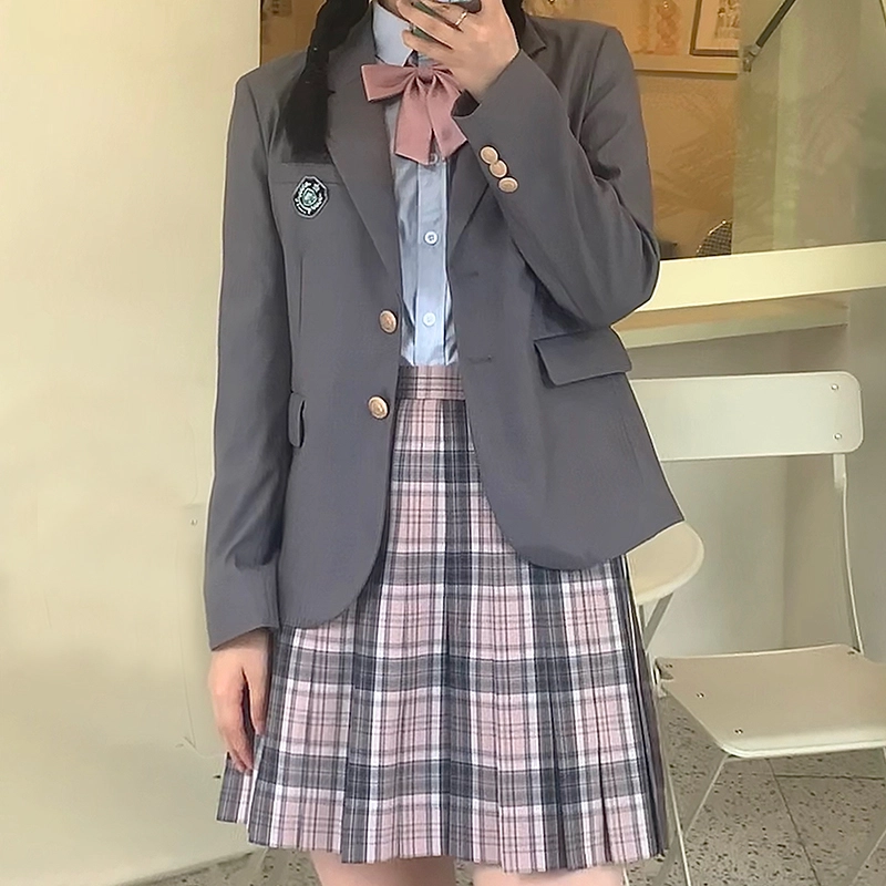 东鲸岁时记 日系格纹百褶半身裙 女款