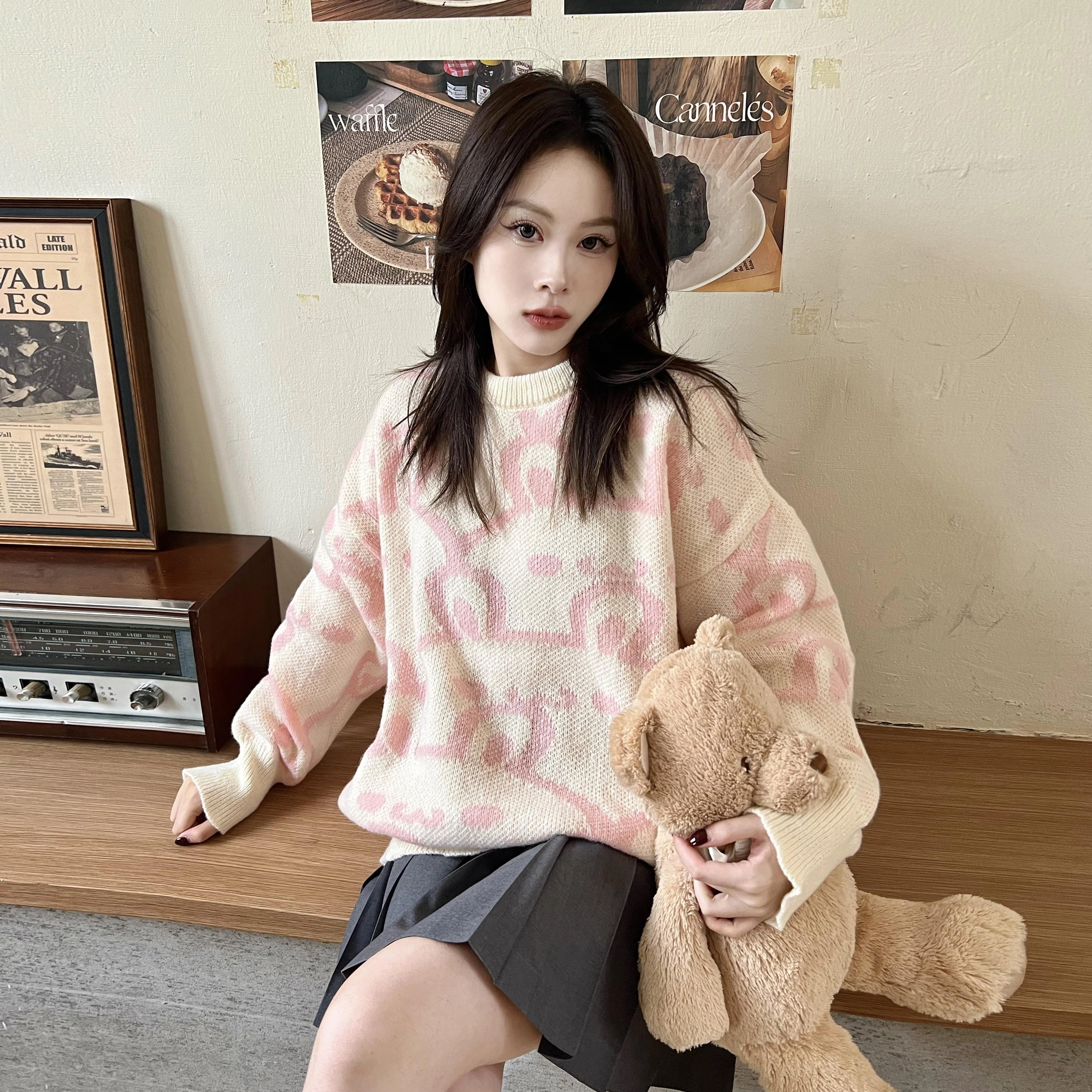 九条喵 小兔子印花宽松休闲针织圆领毛衣 女款 粉红色
