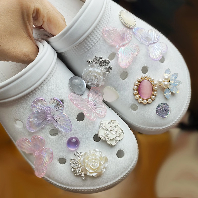 US8ACC crocs