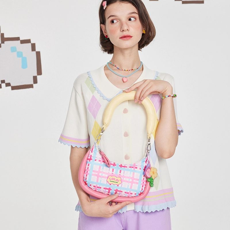 LOLA DESIGN