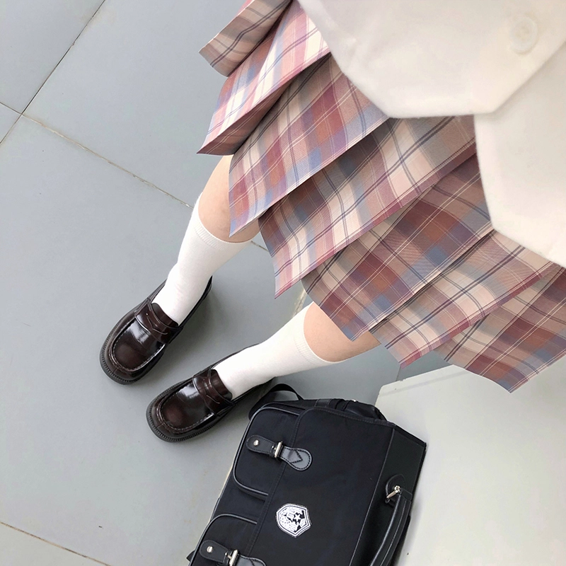 东鲸岁时记 格子制服百褶半身裙 女款