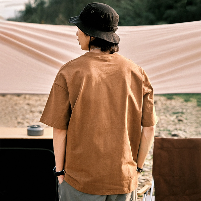 AMBER LIGHT T