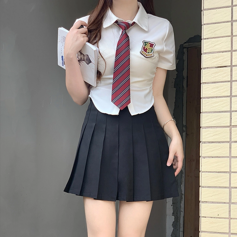 九条喵 收腰修身徽章领带短袖衬衫制服上装 女款 白色
