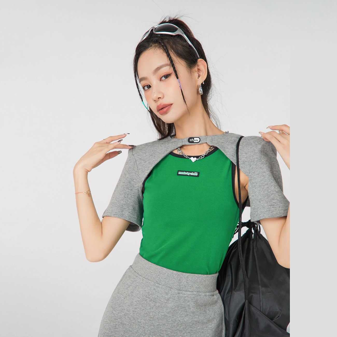 CHUU T