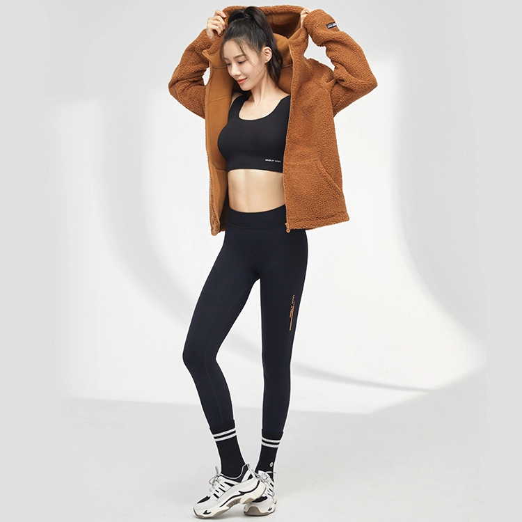 MOLY VIVI