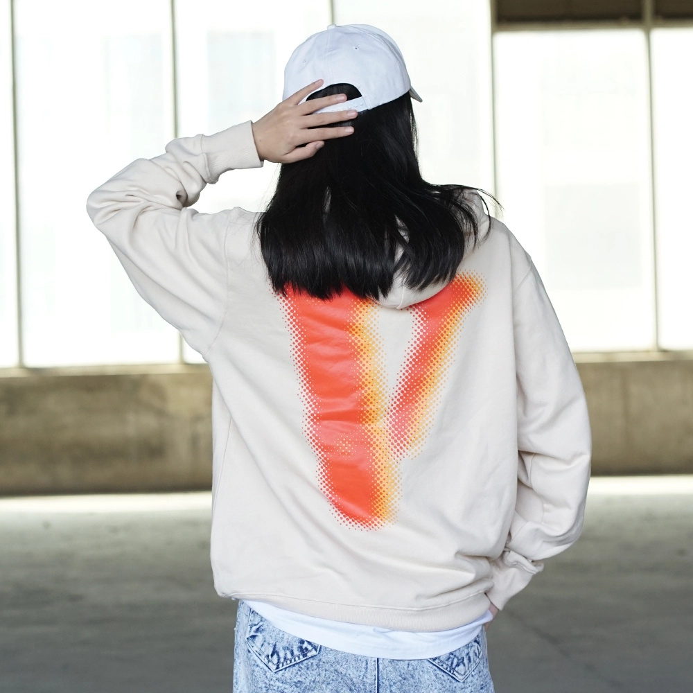 VLONE FW22 Hoodie Friends-Logo