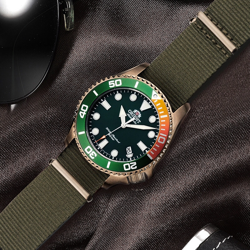 ORIENT 70 200 43.4mm RA-AC0K04E10