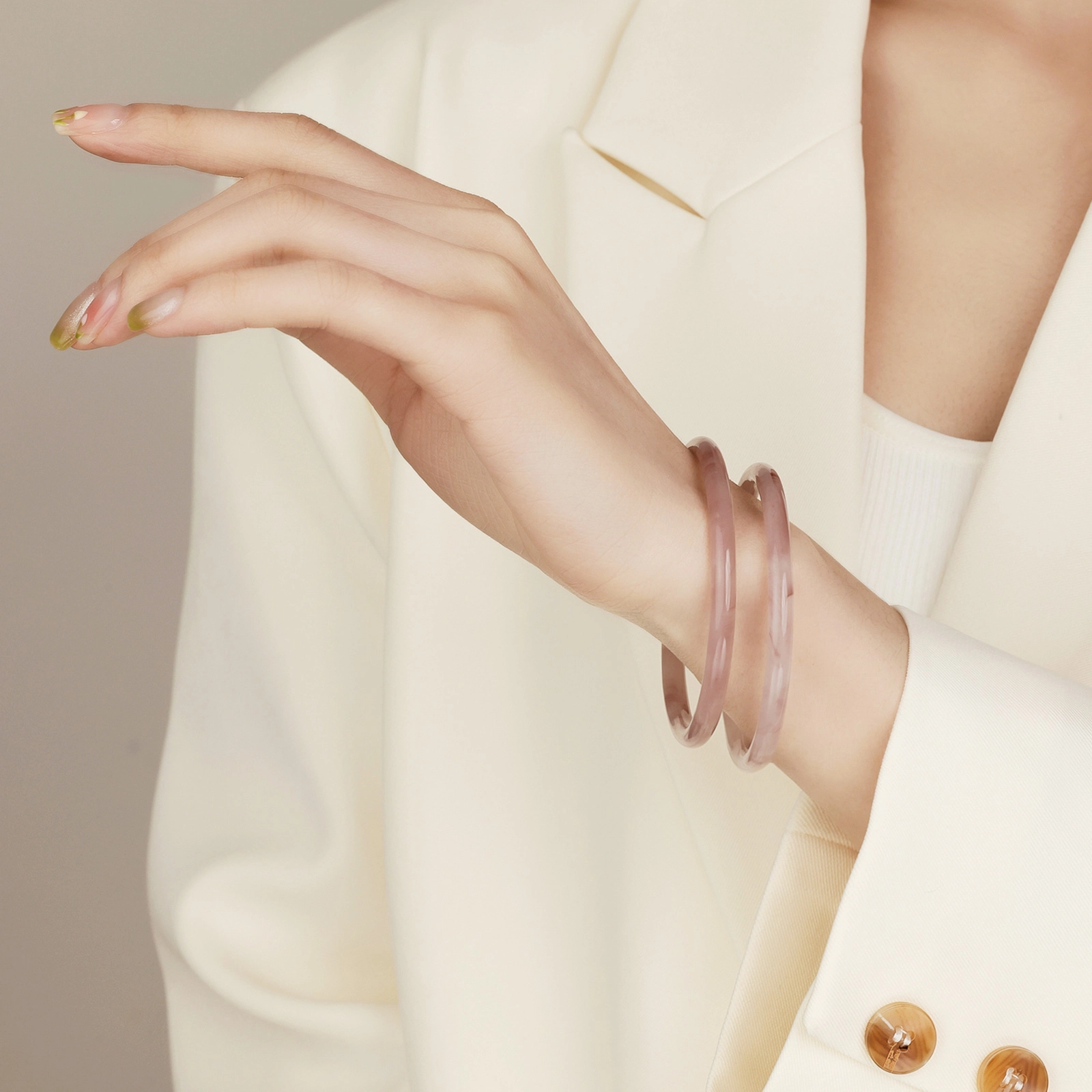 Crafts Women ins