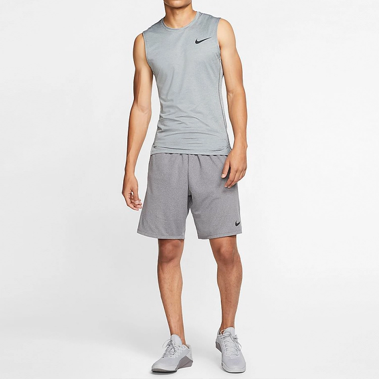 Nike Pro
