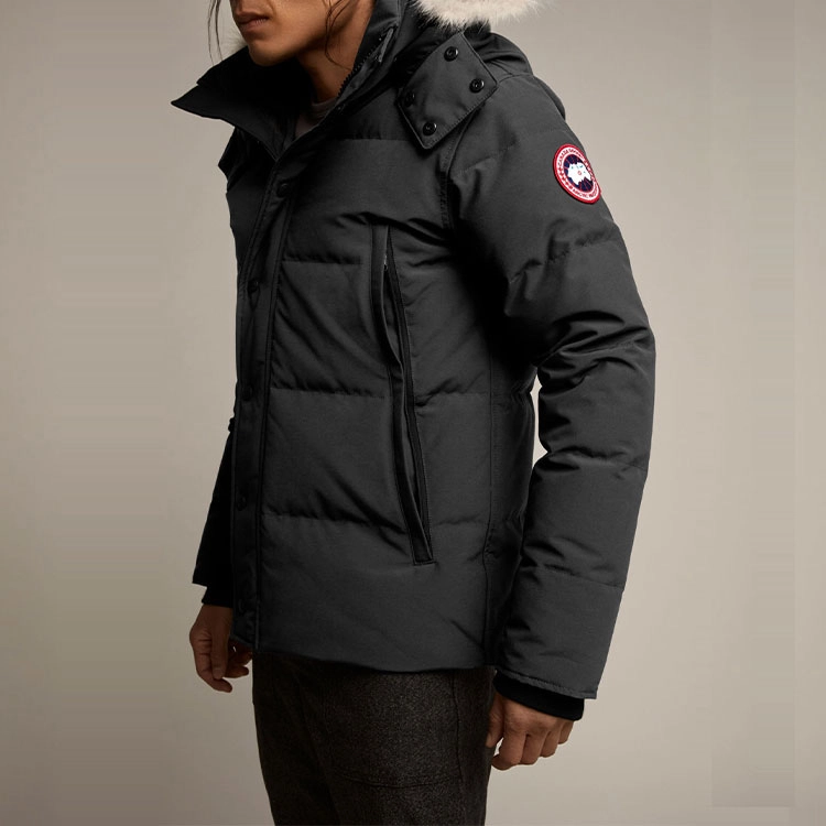Canada Goose Wyndham Fit