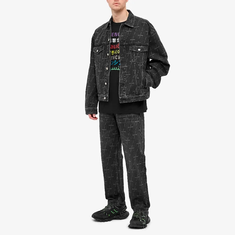 Balenciaga T