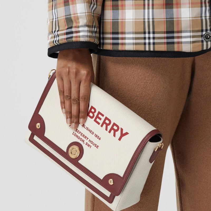 Burberry Horseferry