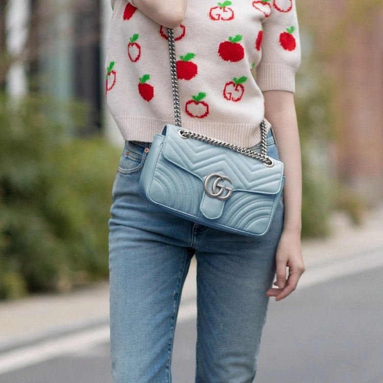 GUCCI GG Marmont Logo