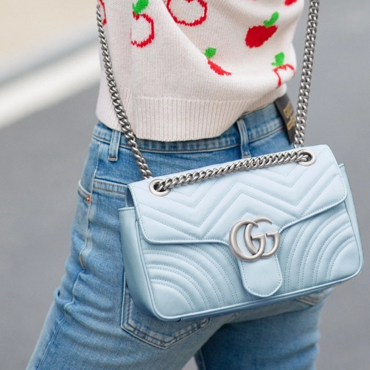 GUCCI GG Marmont Logo