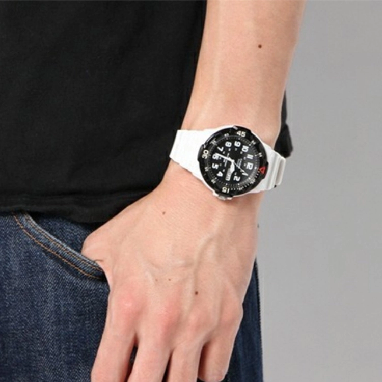 CASIOSTANDARD MRW-200HC-7B